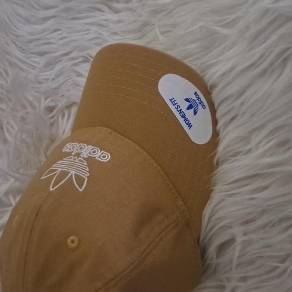 Adida women's Hat women's fit - Picture 3 of 4